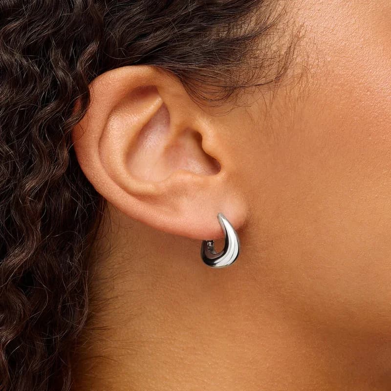 Mira Hoops